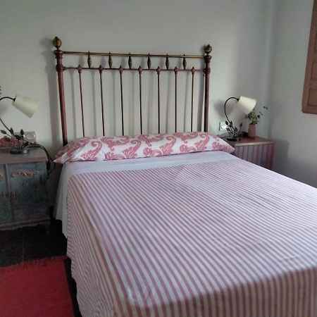 Villa En Huerto De Catalina à Fuentes de Béjar Extérieur photo