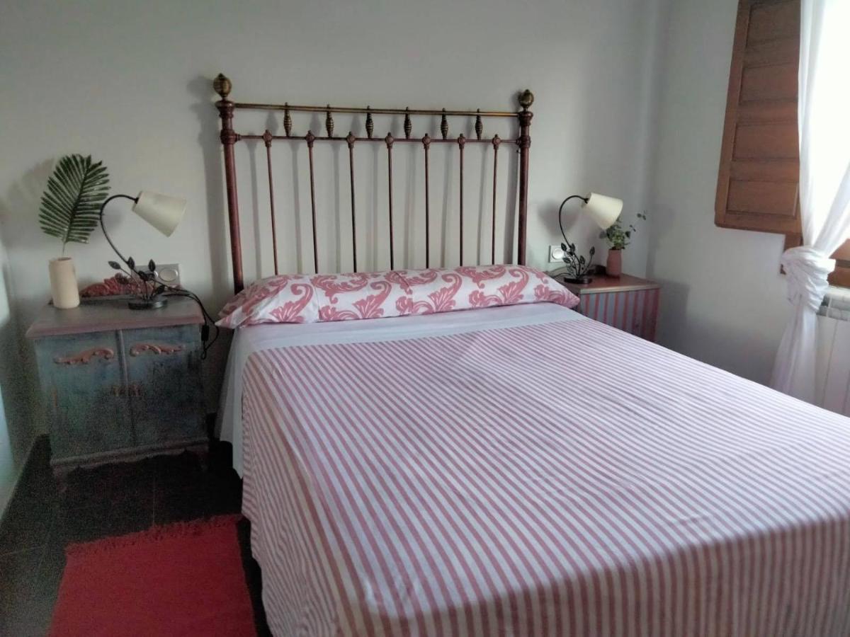 Villa En Huerto De Catalina à Fuentes de Béjar Extérieur photo